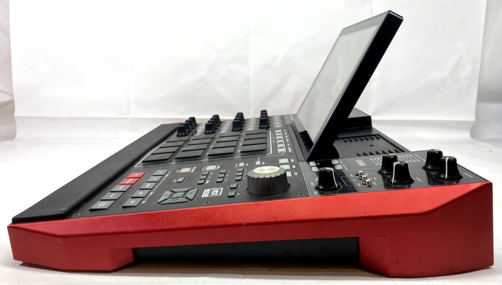 Akai Professional MPC-X Standalone Sampler & Sequencer with Touchscreen Display