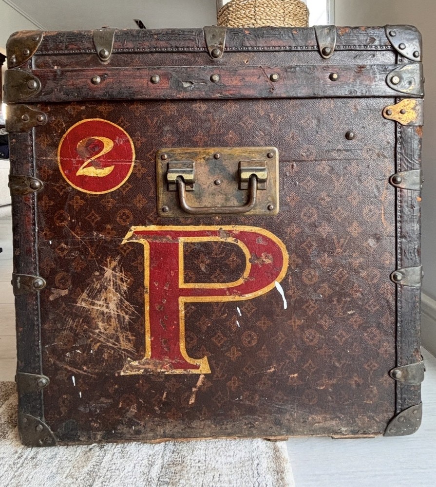 Louis Vuitton Trunk 1910-1920