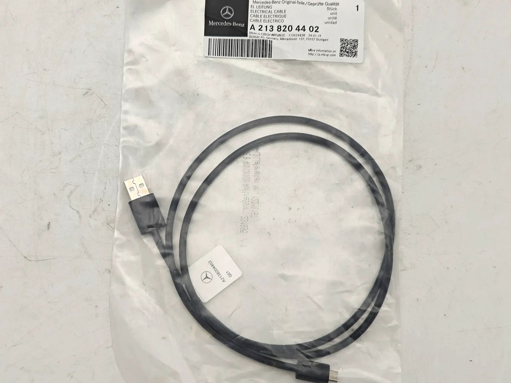 Genuine Mercedes Media Interface Micro USB Cable A2138204402