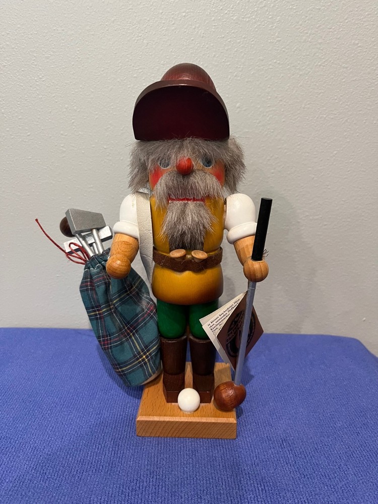Christian Ulbricht Golfer Nutcracker with tag, 10.5"