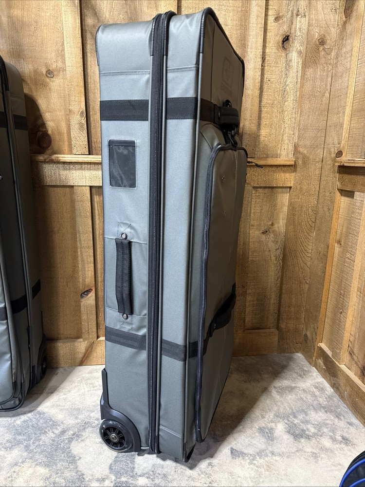 Easton Bowtruk Gen2 Roller Bow Case