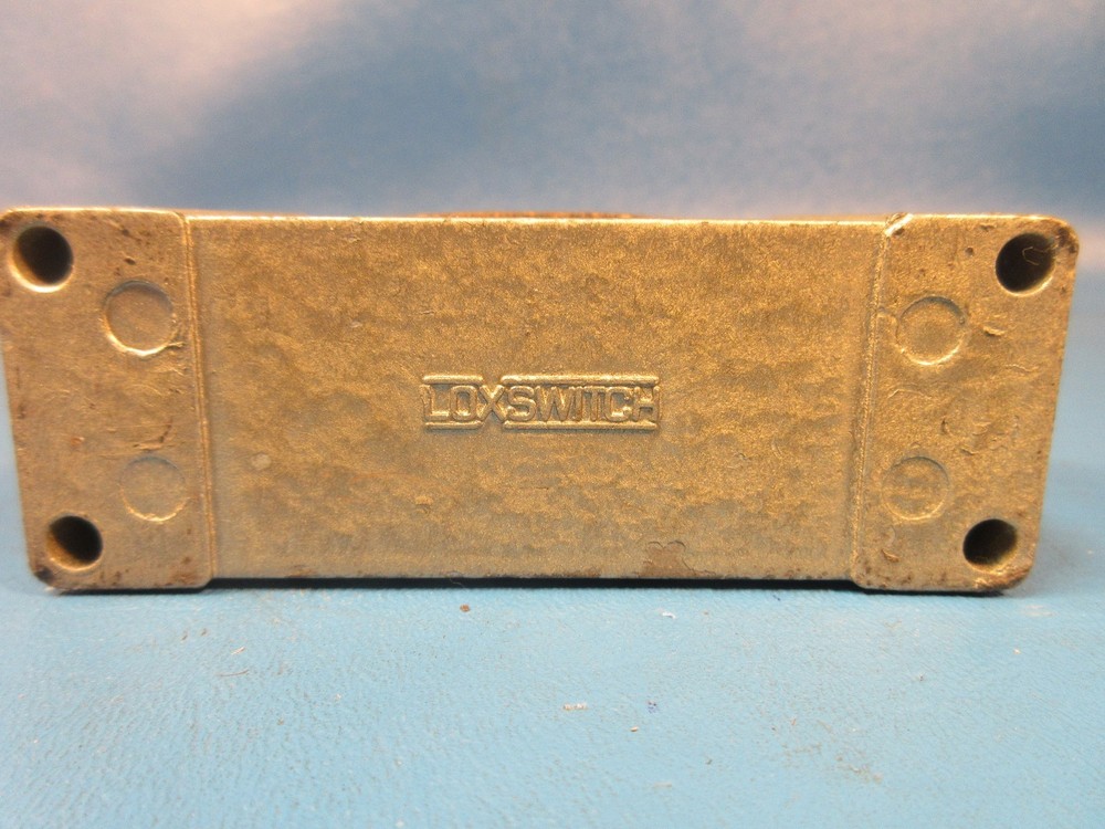 Gould M-4, R.B. Denison Lox Switch