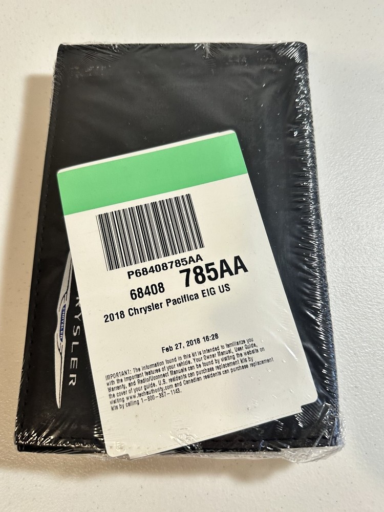 Chrysler Pacifica Owner's Manual Set 2018