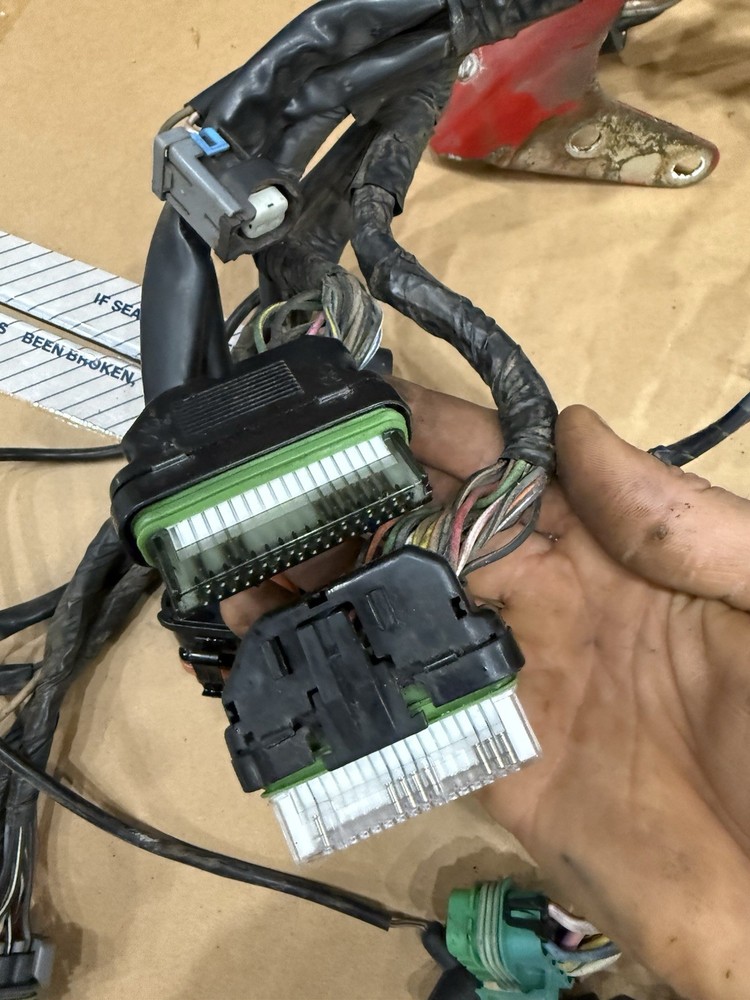 Volvo Penta 5.0 GXI-E engine harness