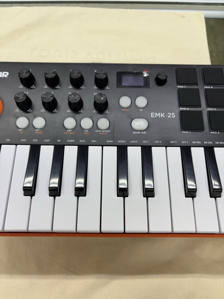 AVATAR EMK-25, 25 Keys MIDI Compact Keyboard Controller