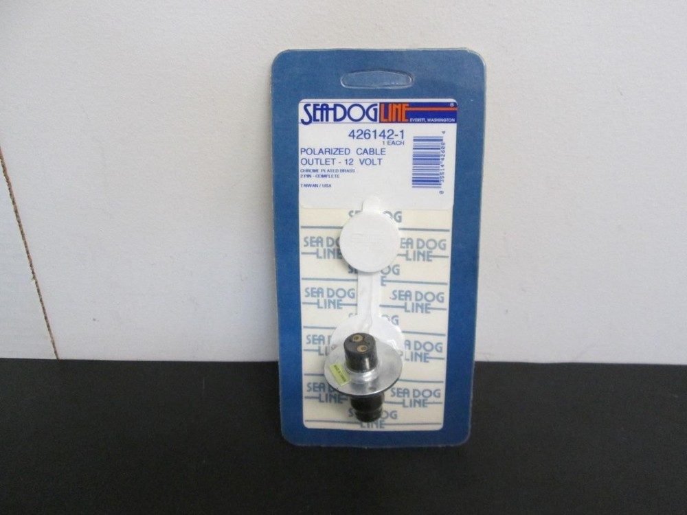 Sea Dog Polarized Cable Outlet 12 Volt 426142-1