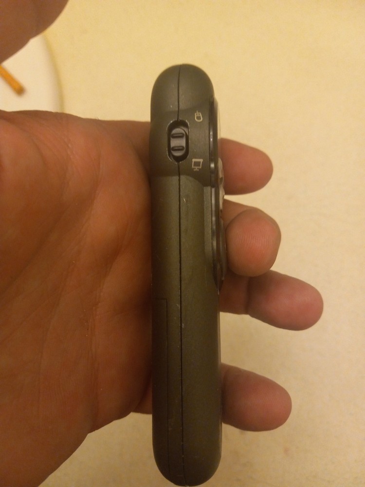 Microsoft Presenter 3000 - Unit Only NO DONGLE