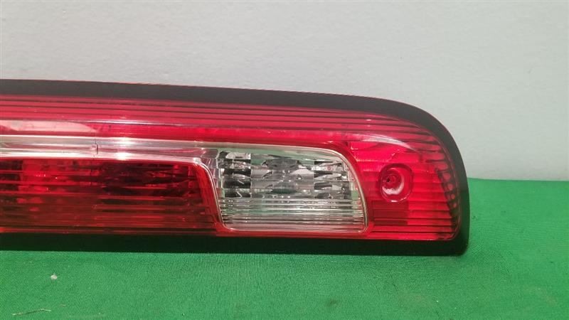 18 CHEVY SILVERADO 1500 HIGH MOUNTED STOP LIGHT INCANDESCENT