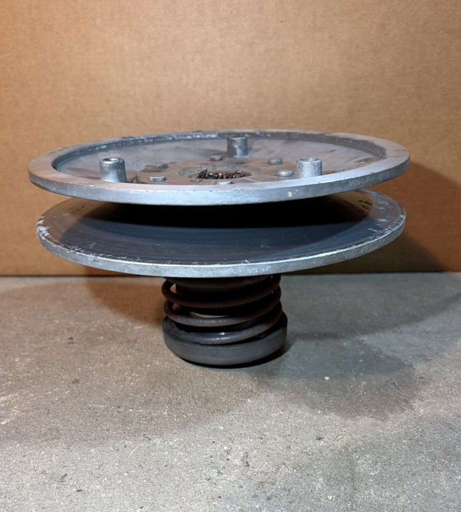 Suzuki Eiger 400 4x4 Secondary Clutch OEM