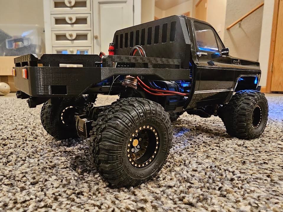 3d printed 1/18 scale TRX4M Flatbed