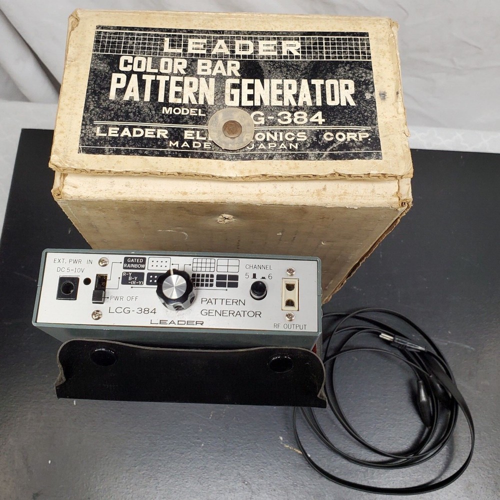 Leader - Color Bar Pattern Generator, LCG-384, Case, Leads - UN-Tested - READ