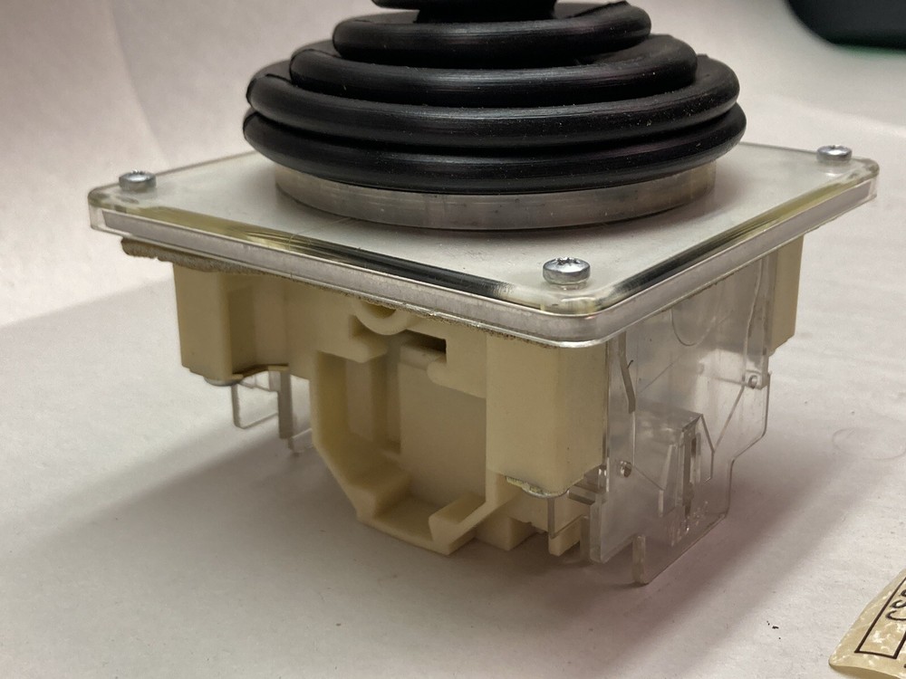 J.R. Merritt,101.1377,Joystick