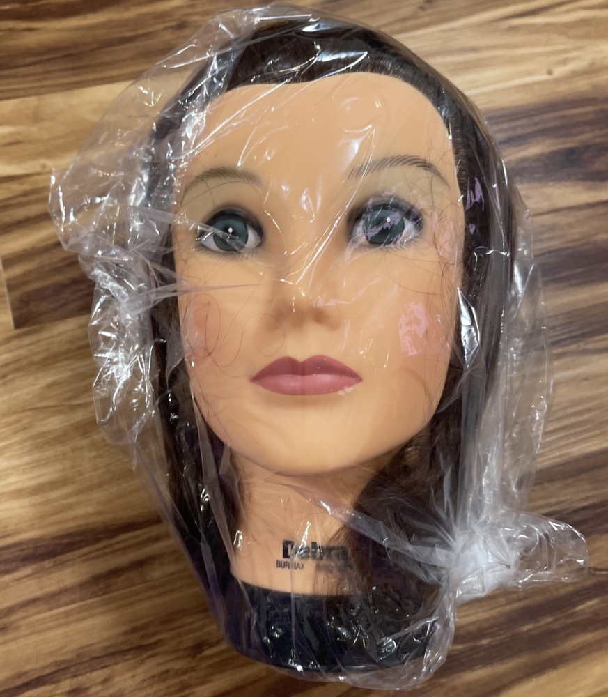 Celebrity Deborah Mannequin