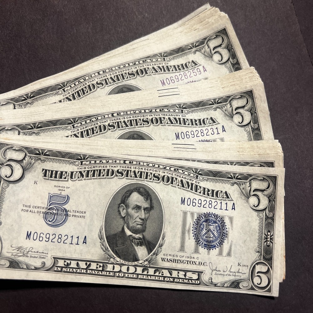✯ 1934 Five Dollar Blue Seal $5 UNC CU✯ From Pack Consecutive Uncirculated Note✯