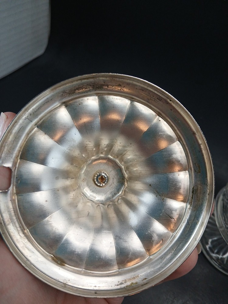 Sugar Bowl With Solver Plate Lid V