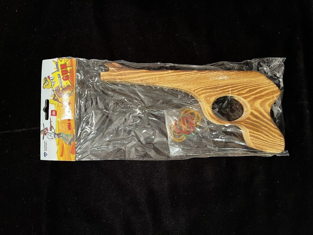 Diamond Visions Wood Rubber Band Gun