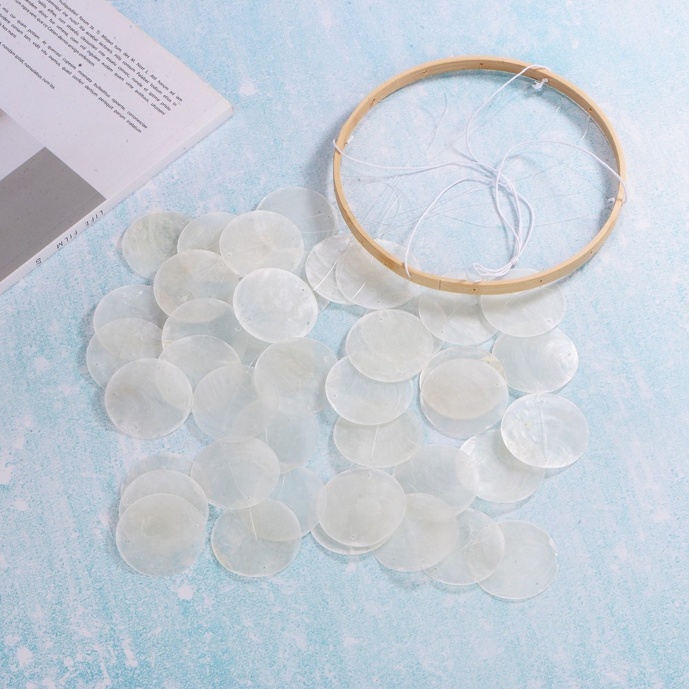 Shell Wind Chime for Outside, Seashell Sea Glass Shell Wind Chime [White] New [
