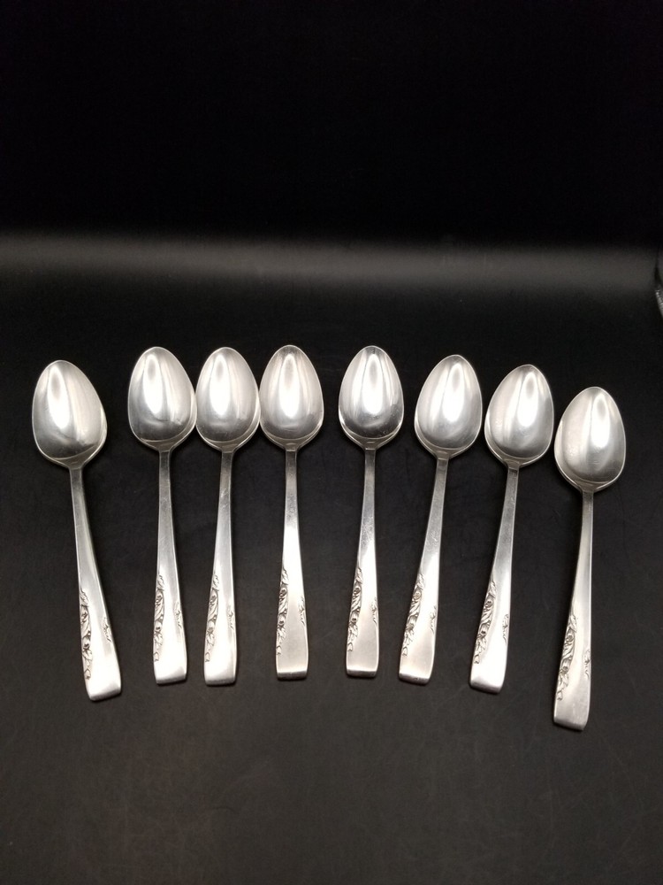 1881 wm.Rogers onieda proposal silverware 8 teaspoons