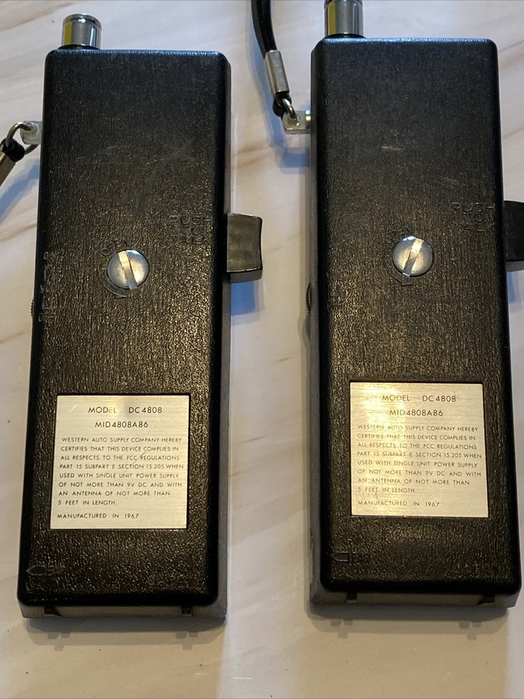 Vintage Truetone 8-transistor Micro Transceiver Channel 11 Super Het