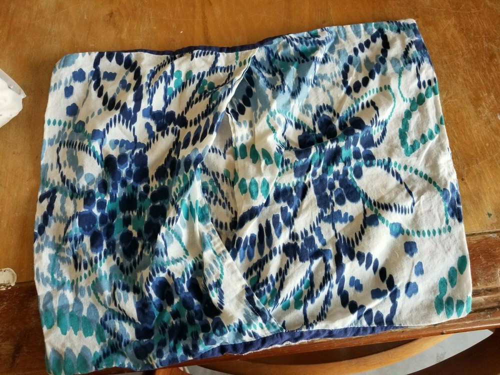 Steve Madden "Blue/White Abstract" 16 X 20 Pillow Cover