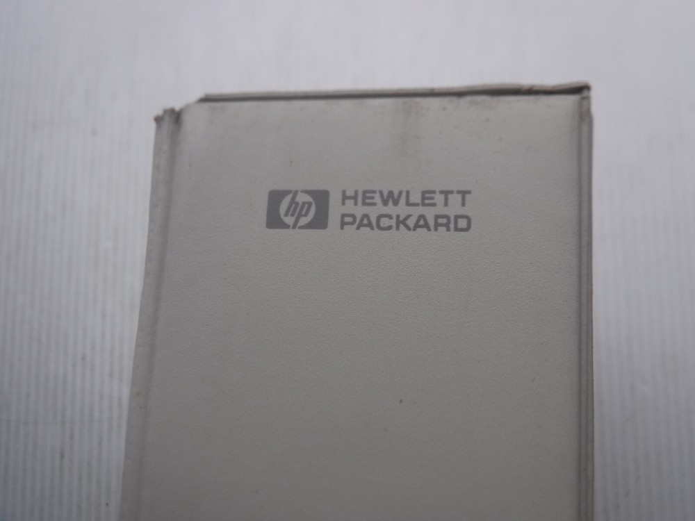 Hewlett Packard 8360 Series Synthesized Sweepers Manual