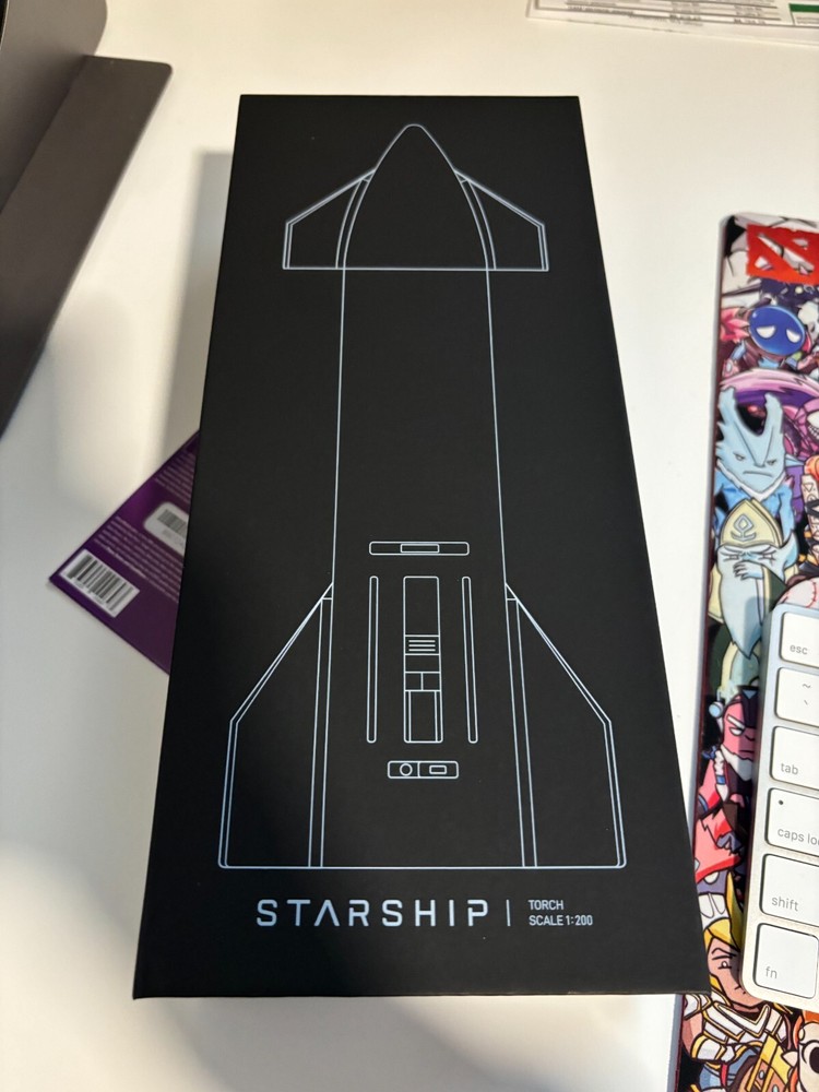 SpaceX Starship Torch Limited Edition Without fuel