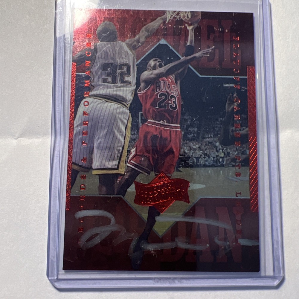 Michael Jordan auto COA