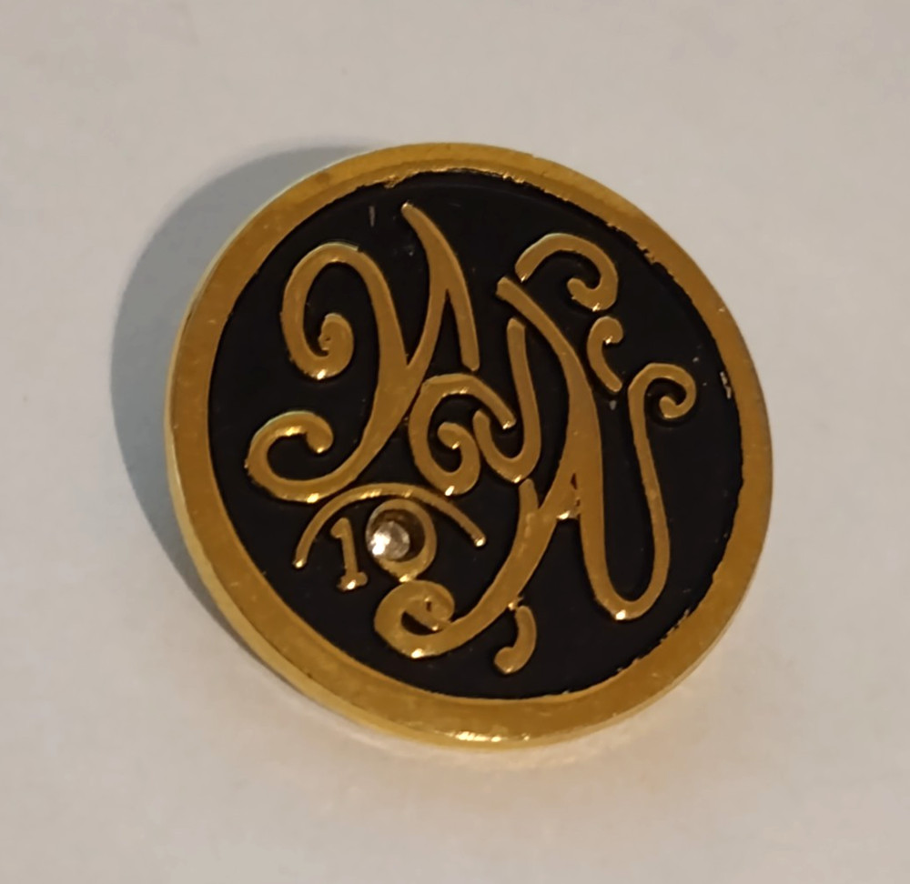 Weight Watchers Milestone Lapel Pin