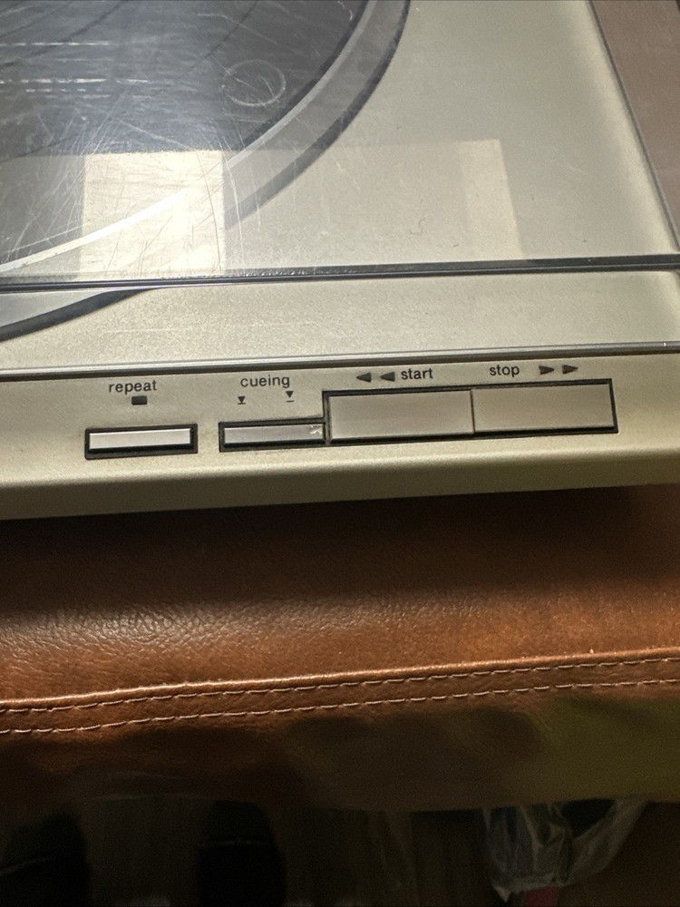 Technics SL-DL1 Direct Drive Linear Tracking Turntable