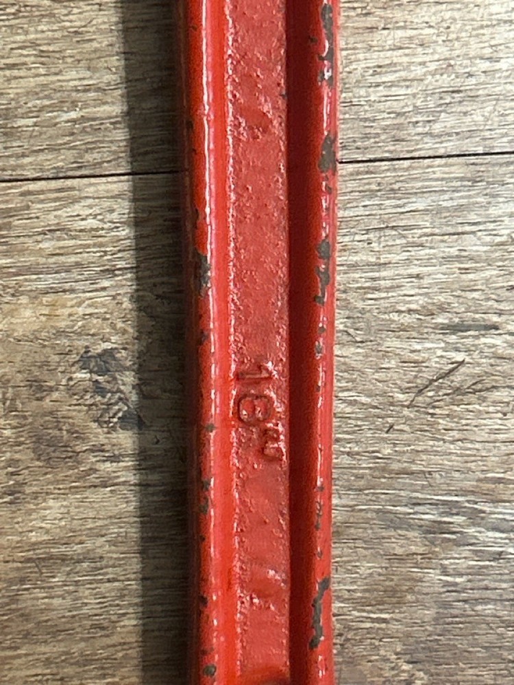 OLYMPIA TOOLS 18" PIPE WRENCH (SBL011915)