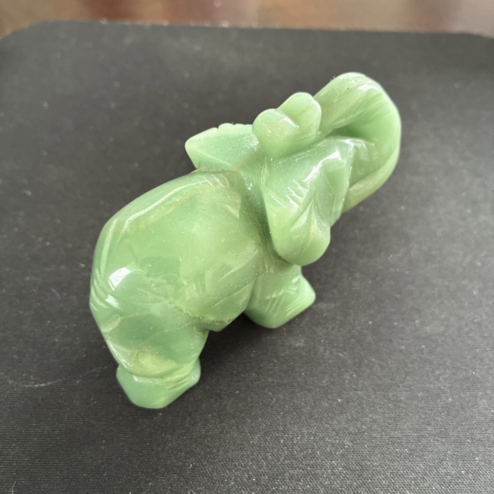 JADE ELEPHANT HAND CARVED SOLID SMALL TRUNK UP GREEN