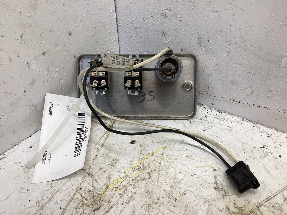 1991-2010 Freightliner FLD120 CLASSIC Dash Panel - Used