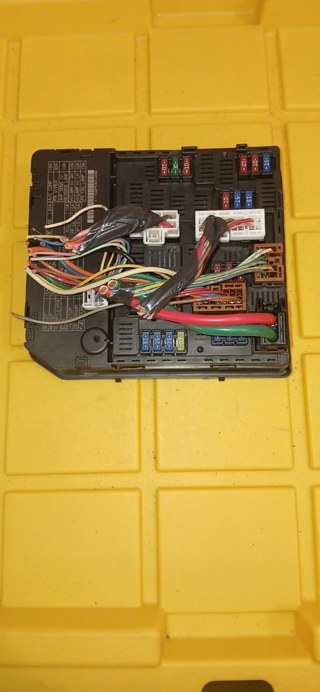 2011 Nissan Rogue Fuse Box