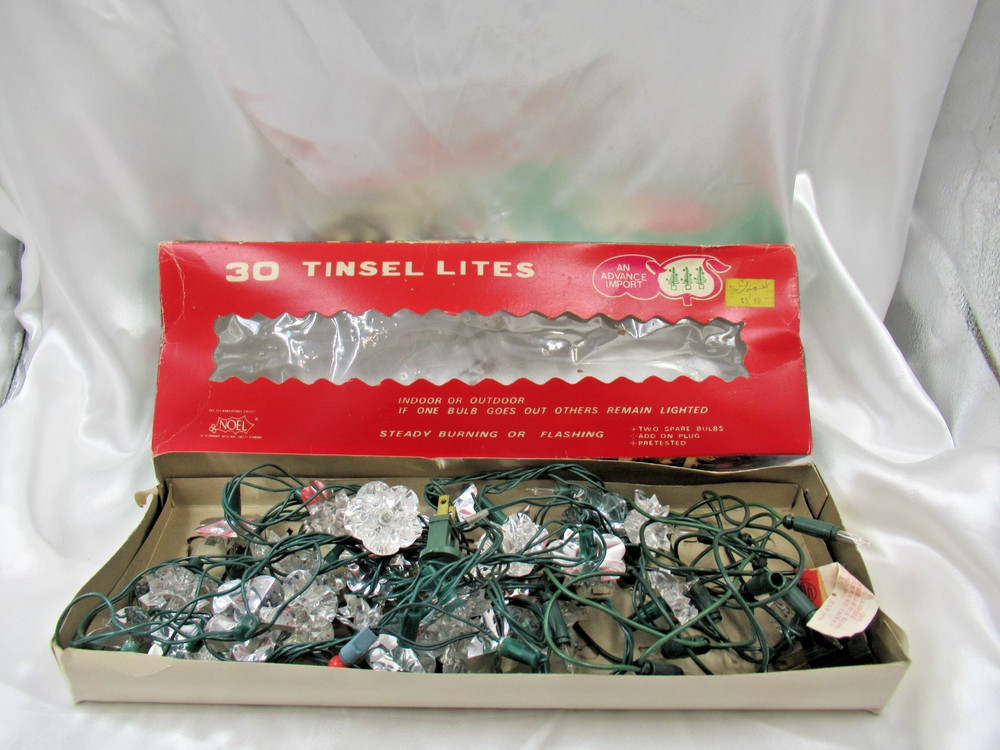 Vintage Christmas Tinsel String Lights in box 30 Blinks Noel
