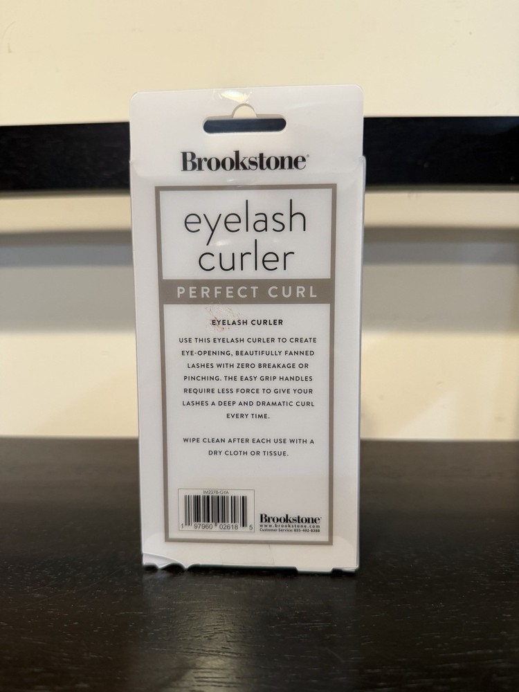 Brookstone Perfect Curl Eyelash Curler Silver White Dramatic Curl Precision