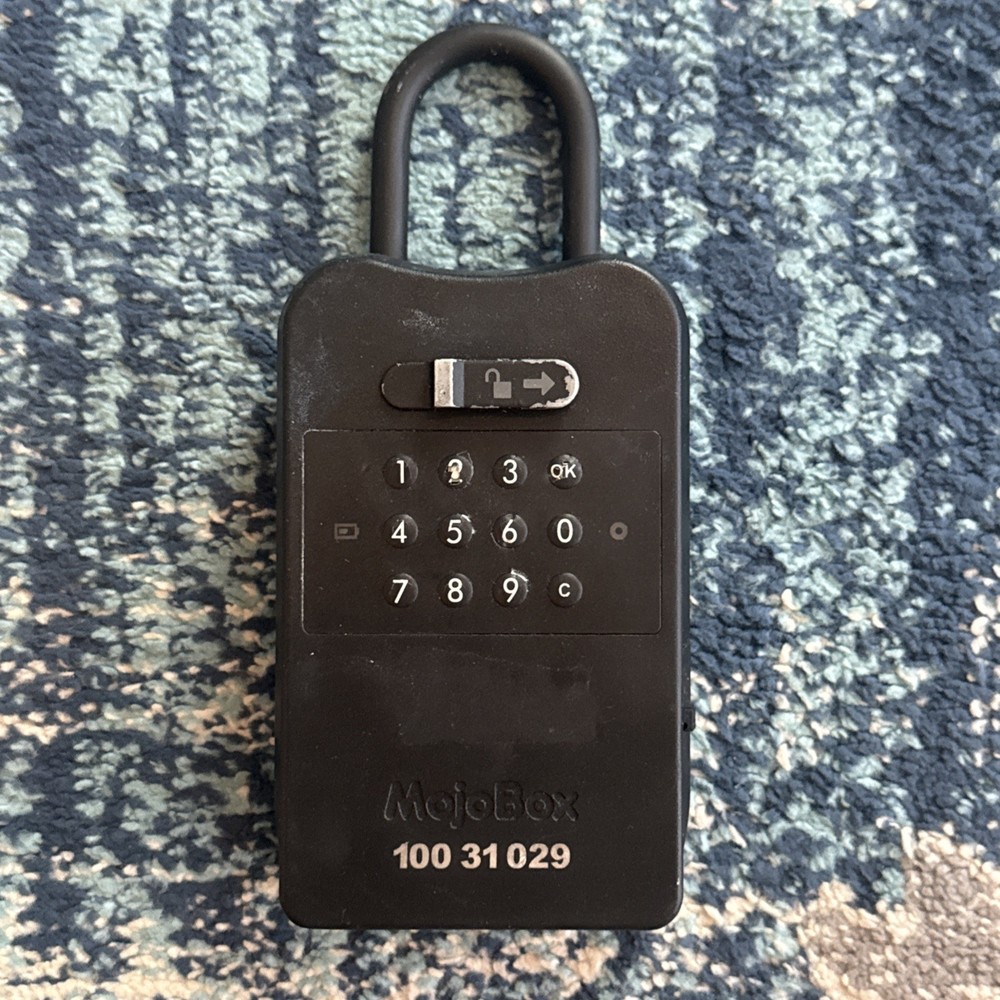 MojoBox, Digital Lockbox, Bluetooth Key iOS/Android App Black