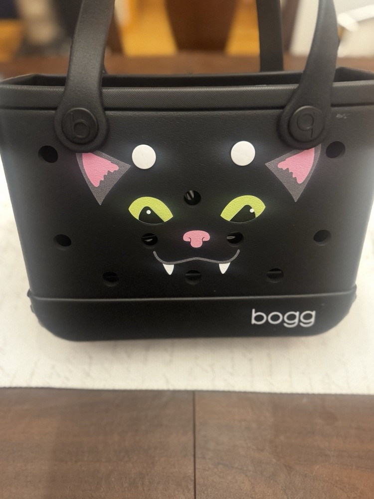 Bogg : Bitty Mini Cat Bag: W Inside Pouch NWT Black Cat