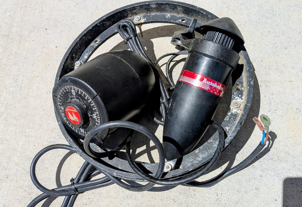 Autohelm 3000 Autopilot System – Control Unit + Drive Unit