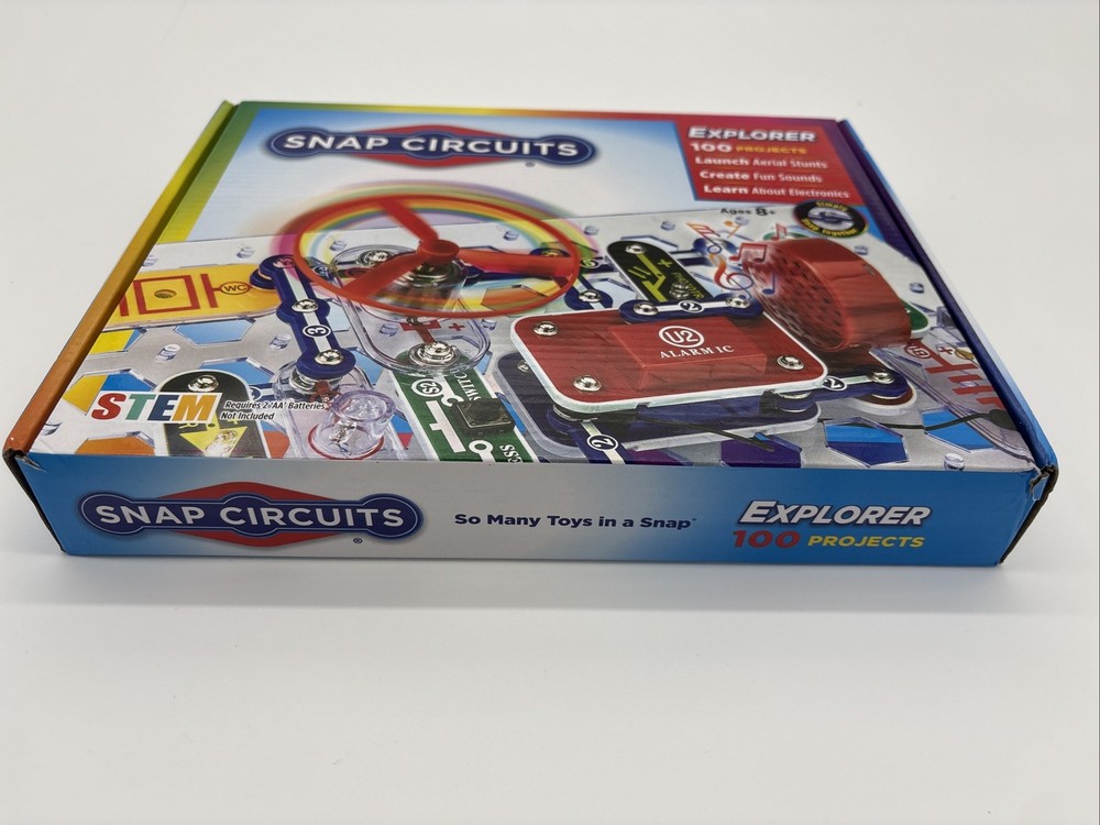 SNAP CIRCUITS EXPLORER 100+ Projects Learn Electronics Age 8+ ~ New ~