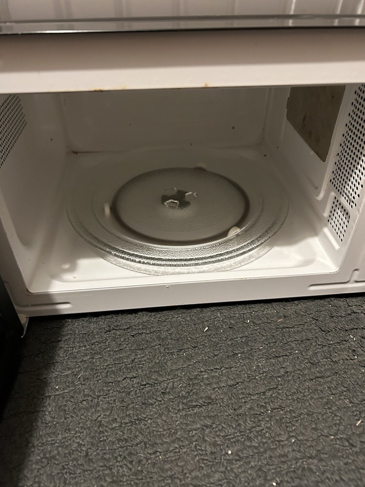 Smud Countertop Microwave