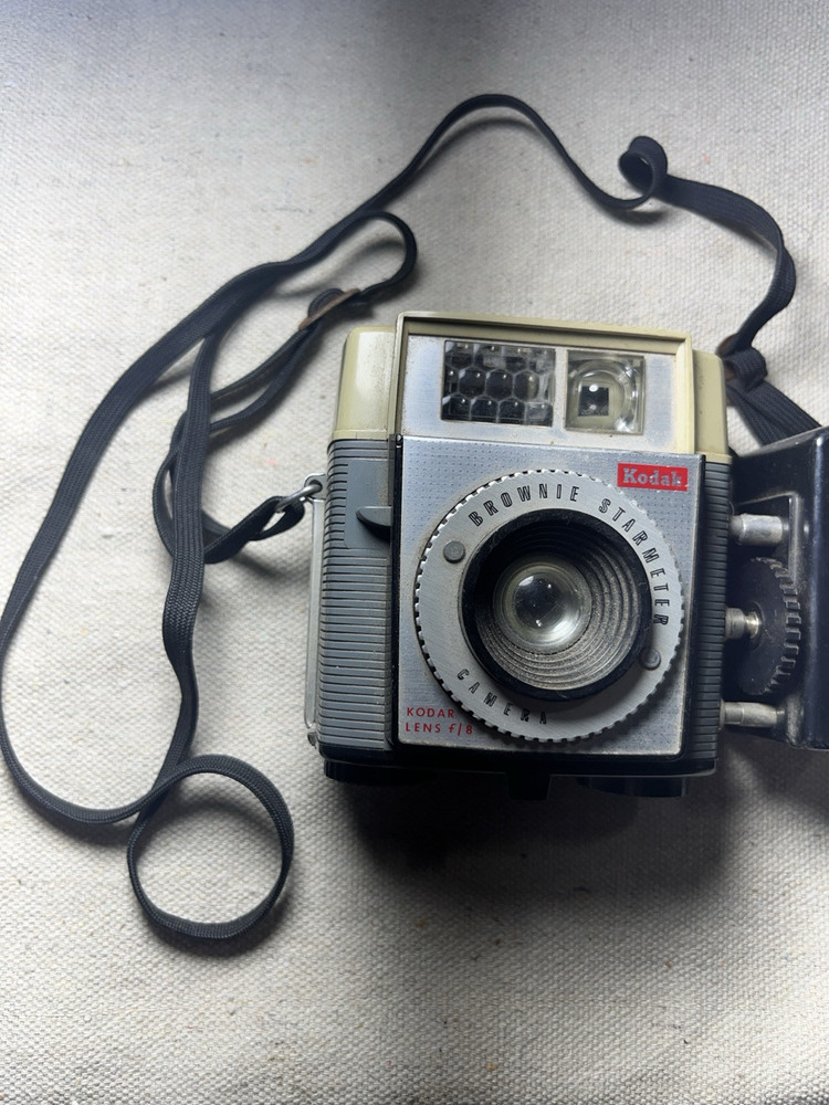 Kodak Brownie Starmeter Camera - with Flash - Vintage - Untested