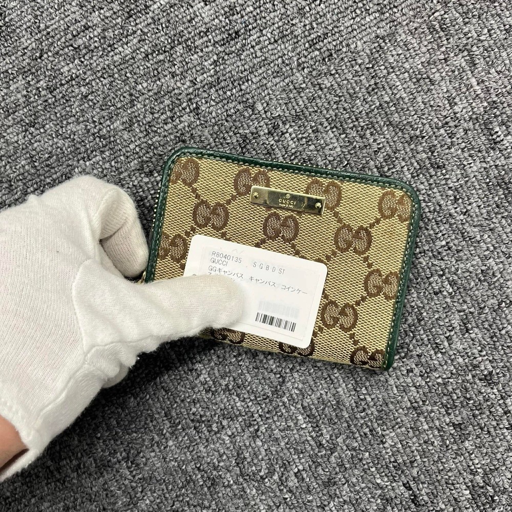 Gucci Compact small wallet Authentic