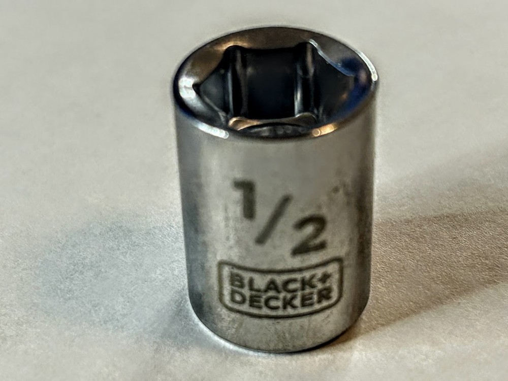 Black & Decker  1/2" x 3/8" Dr Standard  Socket 6 Pt  Chrome Finish Free Ship