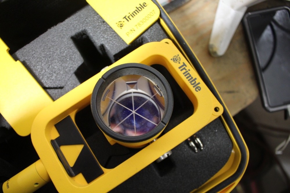 Trimble Traverse Kit w/ Case & Accessories