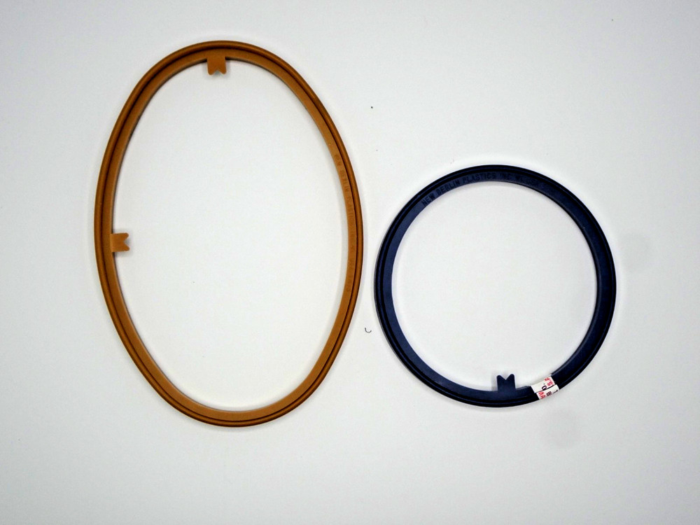 Vintage "New Berlin  Co." Plastics Needlework  Hoops ~ Round ~ Oval