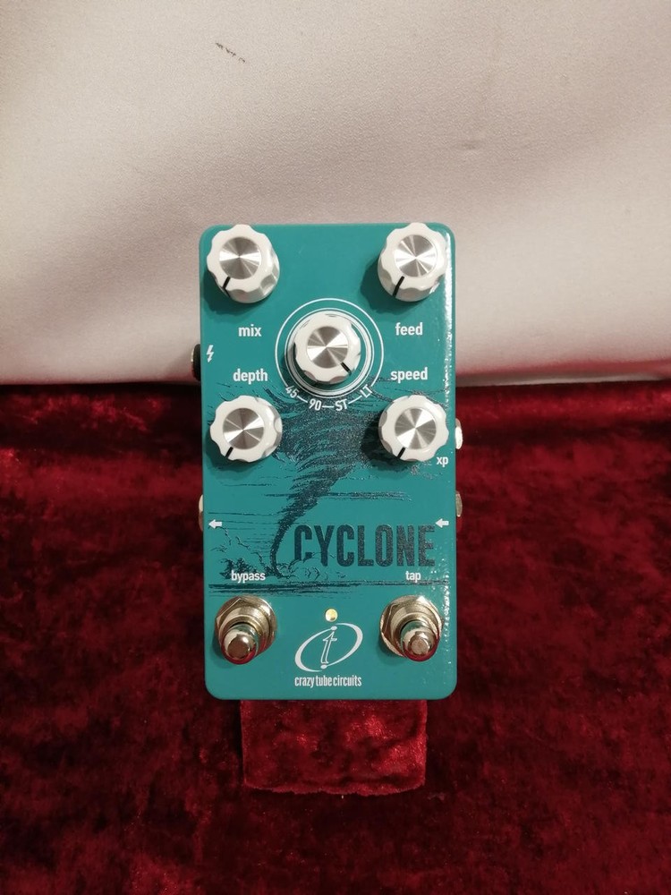 CRAZY TUBE CIRCUITS CYCLONE Model