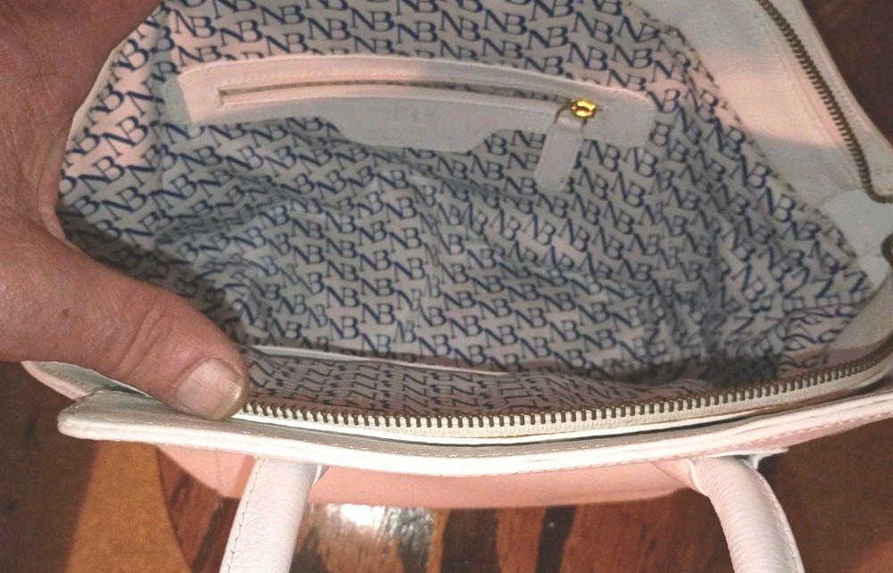 Purse By Noé Bernacelli