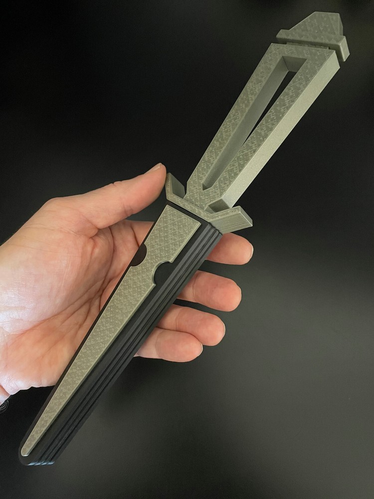 Mirror Mirror dagger - 1966 Star Trek