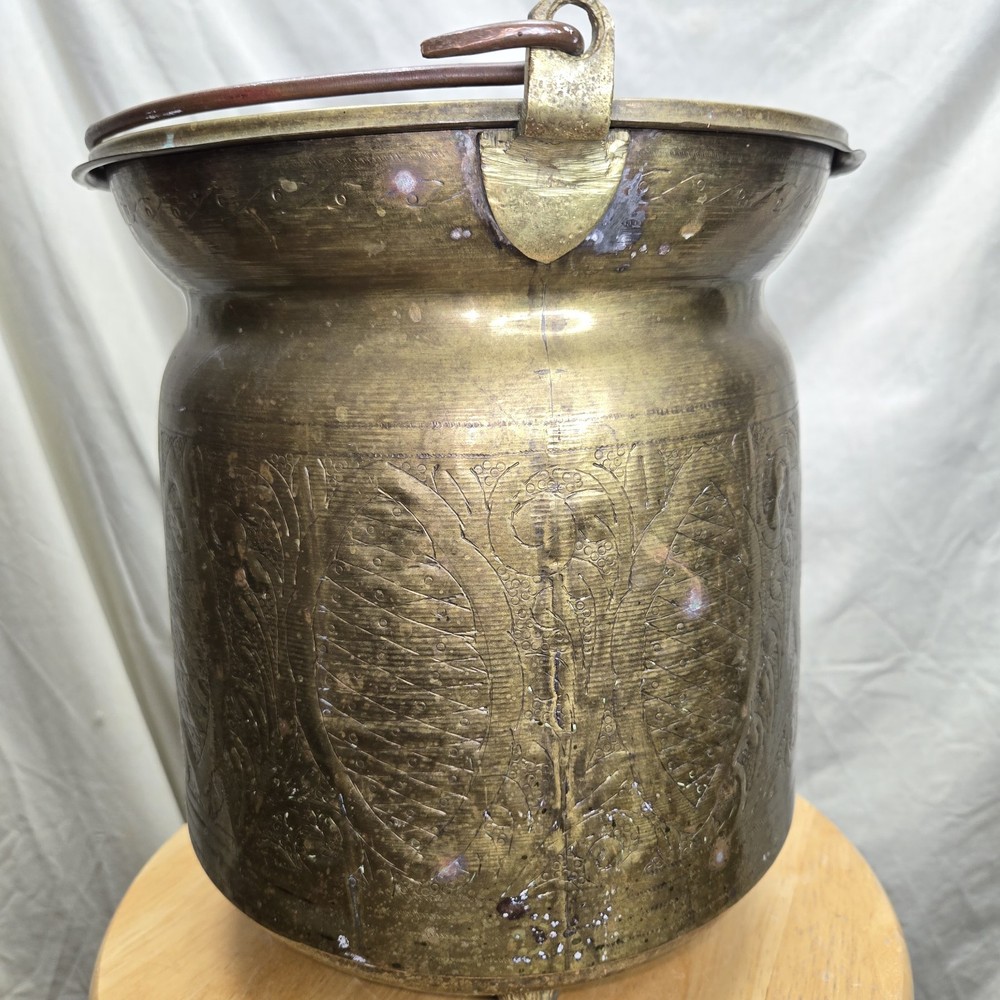 Antique Handmade Hammered Engraved Solid Brass/copper Middle Eastern Pot Bucket