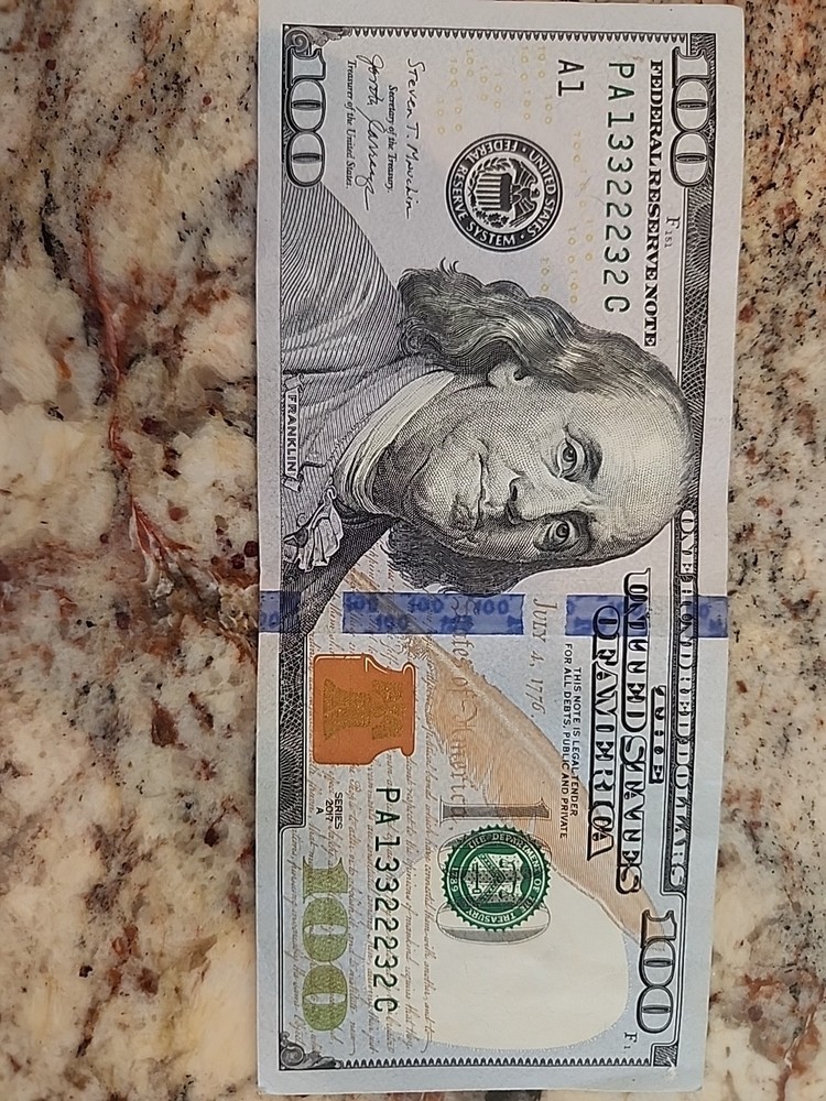 2017 $100 Fancy Serial Number #13322232